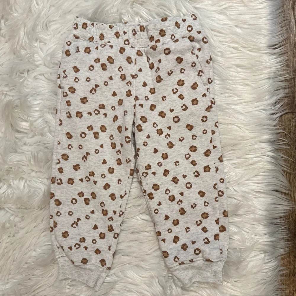 Carter’s Child of Mine Leopard Ruffle 2 Piece Set Girls‎ 2T